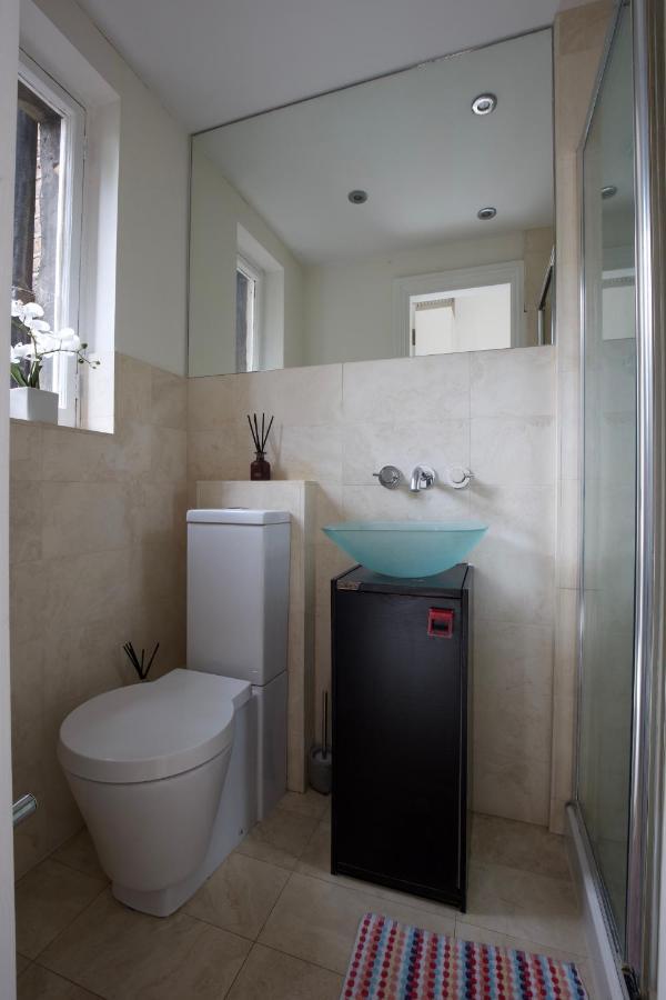 Large 2 Beds Flat Overlooking Clapham Common Park 런던 외부 사진