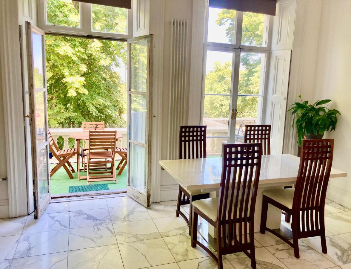 Large 2 Beds Flat Overlooking Clapham Common Park 런던 외부 사진