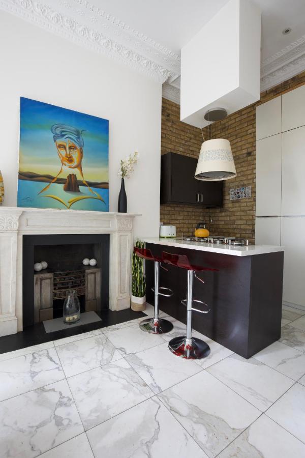 Large 2 Beds Flat Overlooking Clapham Common Park 런던 외부 사진