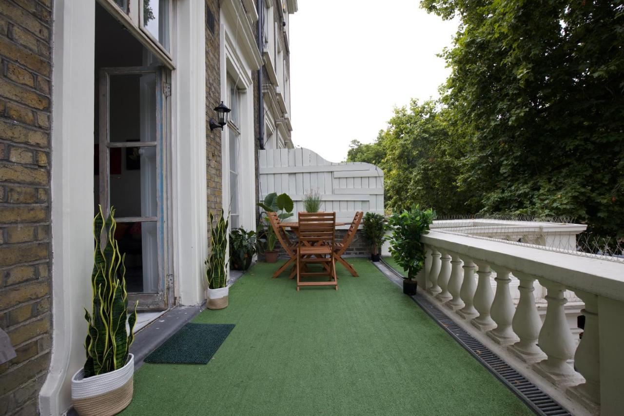 Large 2 Beds Flat Overlooking Clapham Common Park 런던 외부 사진
