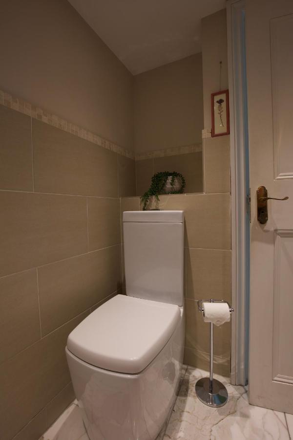 Large 2 Beds Flat Overlooking Clapham Common Park 런던 외부 사진